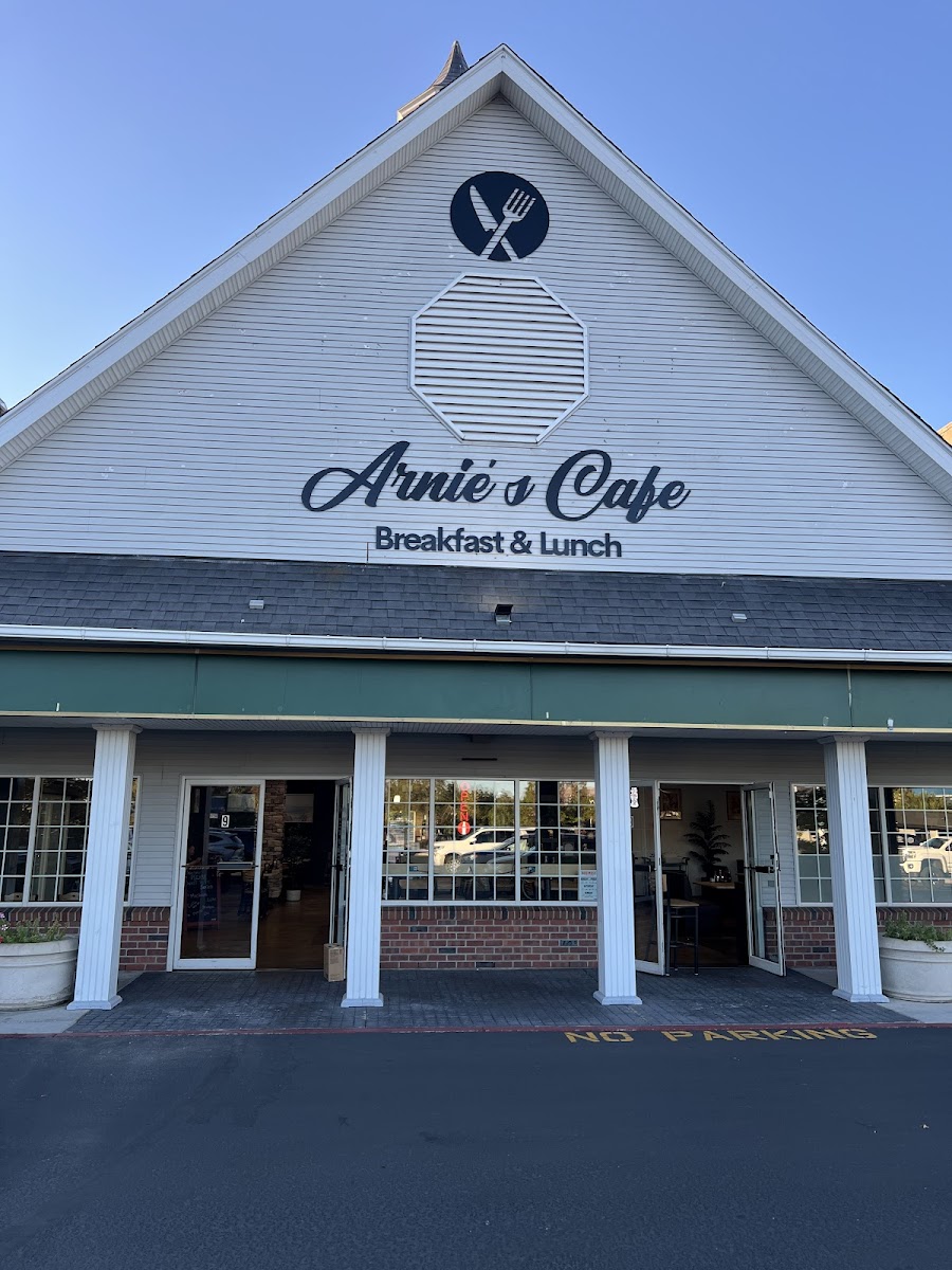 Arnie's Cafe